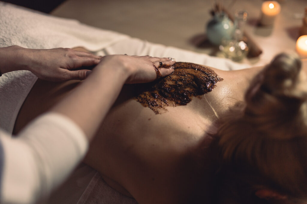 Glow from Behind: The Magic of a Back Scrub Massage