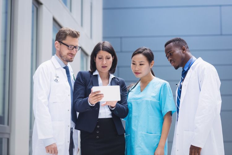 Best Hospital Management Colleges in Kolkata