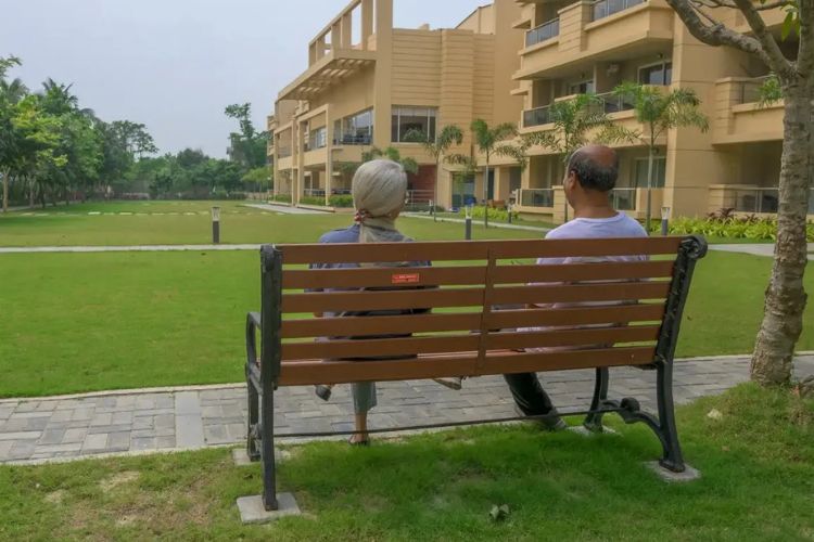 Top Amenities Every Senior Citizen Home In Kolkata Must Offer