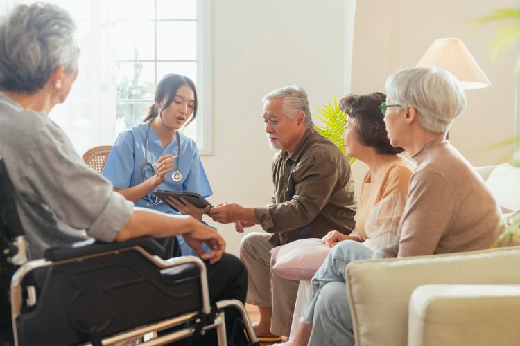 Why Families Trust Professional Elderly Care Services in Kolkata